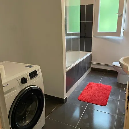 Holiday home Iris 80 *